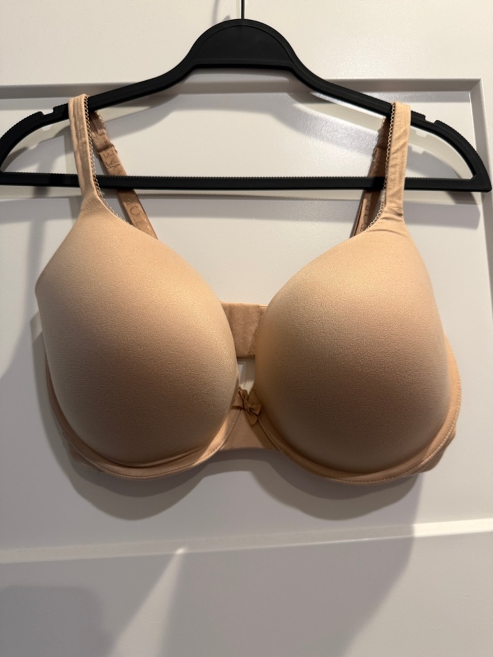 Victoria’s Secret VS Smooth Nude Body by Victoria Push Up Bra w/ Padding 36 DDD